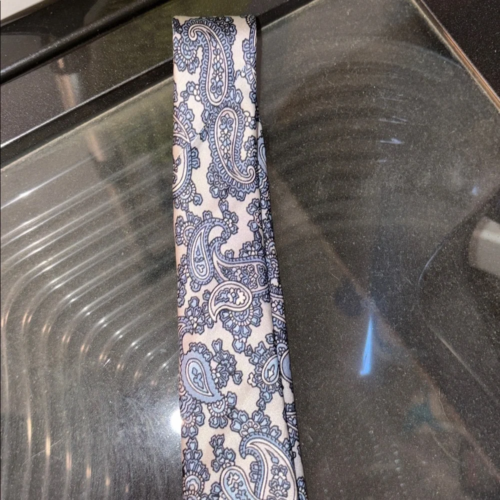 Dior Blue/White Paisley Silk Tie “Cravates” Vintage